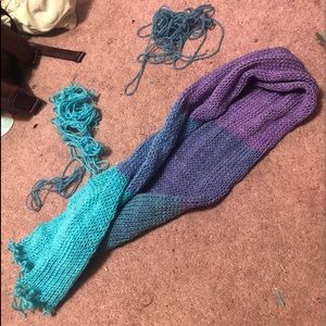 Scarves,hats,and socks
